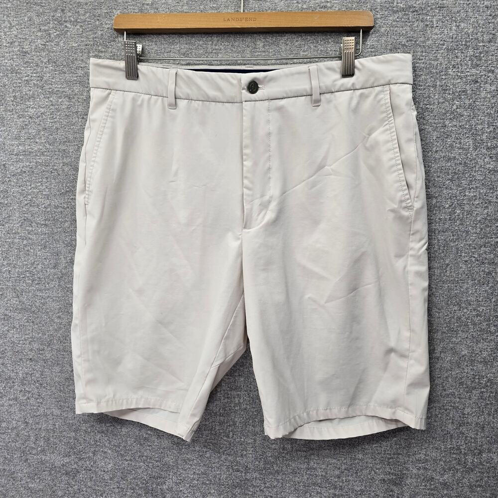 JOHNNIE-O MULLIGAN GOLF SHORTS, SIZE 34